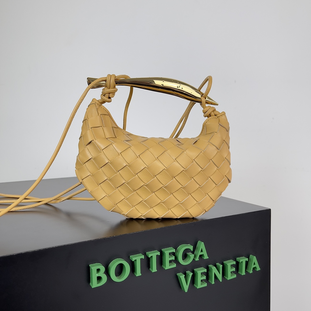 Bottega Veneta Hobo Bags